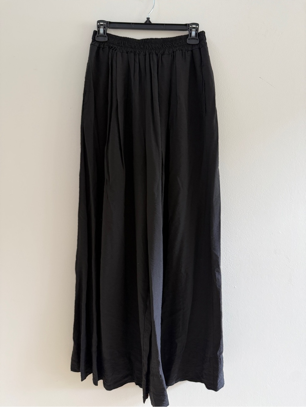 DEVITALIA Wide-Leg Flowy Lightweight Pant Pants, One Size